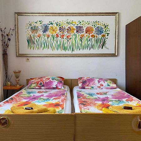 Guest House Hei Taka سوزوبول المظهر الخارجي الصورة