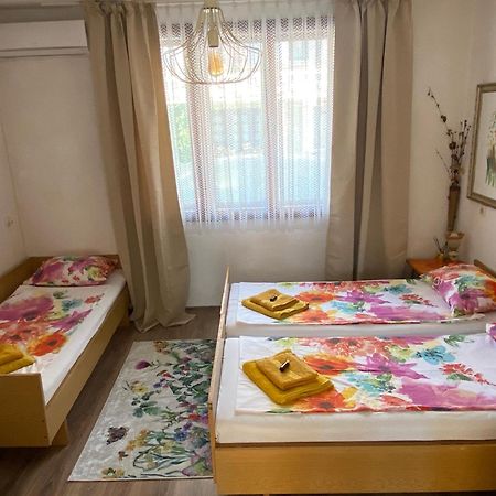Guest House Hei Taka سوزوبول المظهر الخارجي الصورة