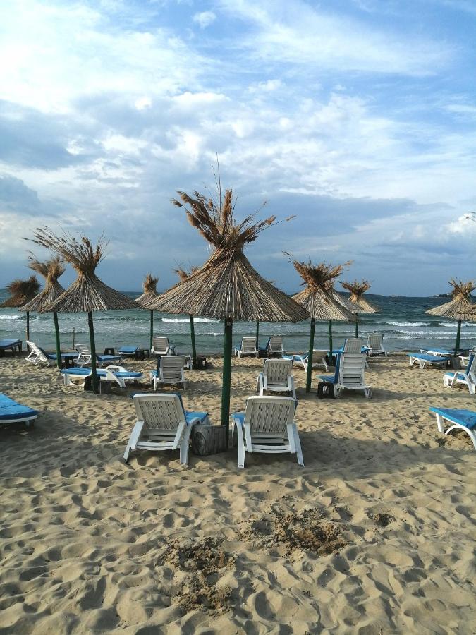 Guest House Hei Taka سوزوبول المظهر الخارجي الصورة