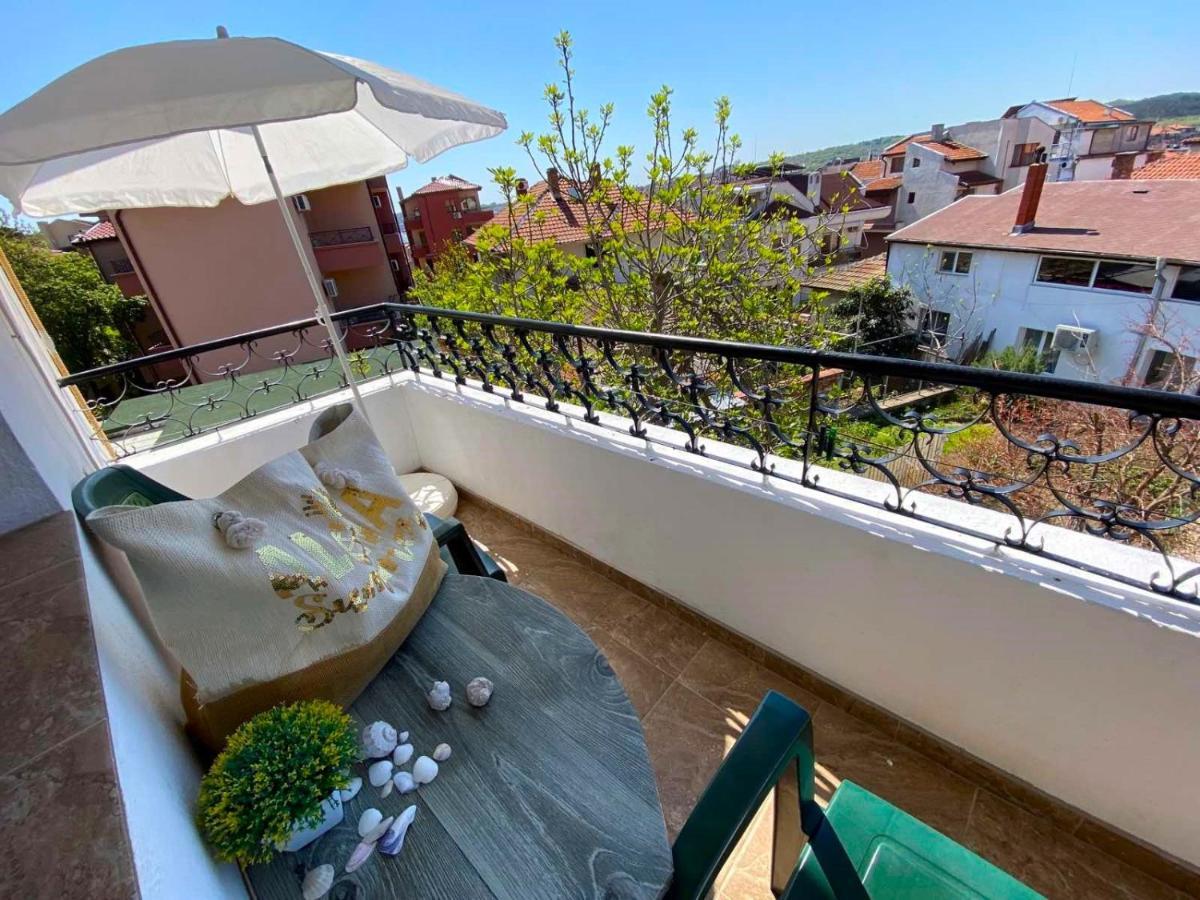 Guest House Hei Taka سوزوبول المظهر الخارجي الصورة