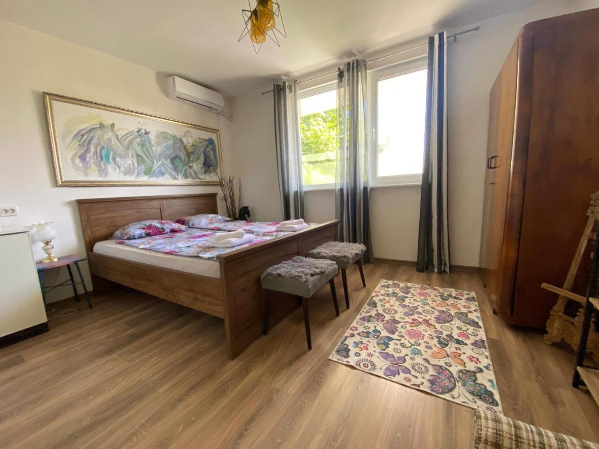 Guest House Hei Taka سوزوبول المظهر الخارجي الصورة