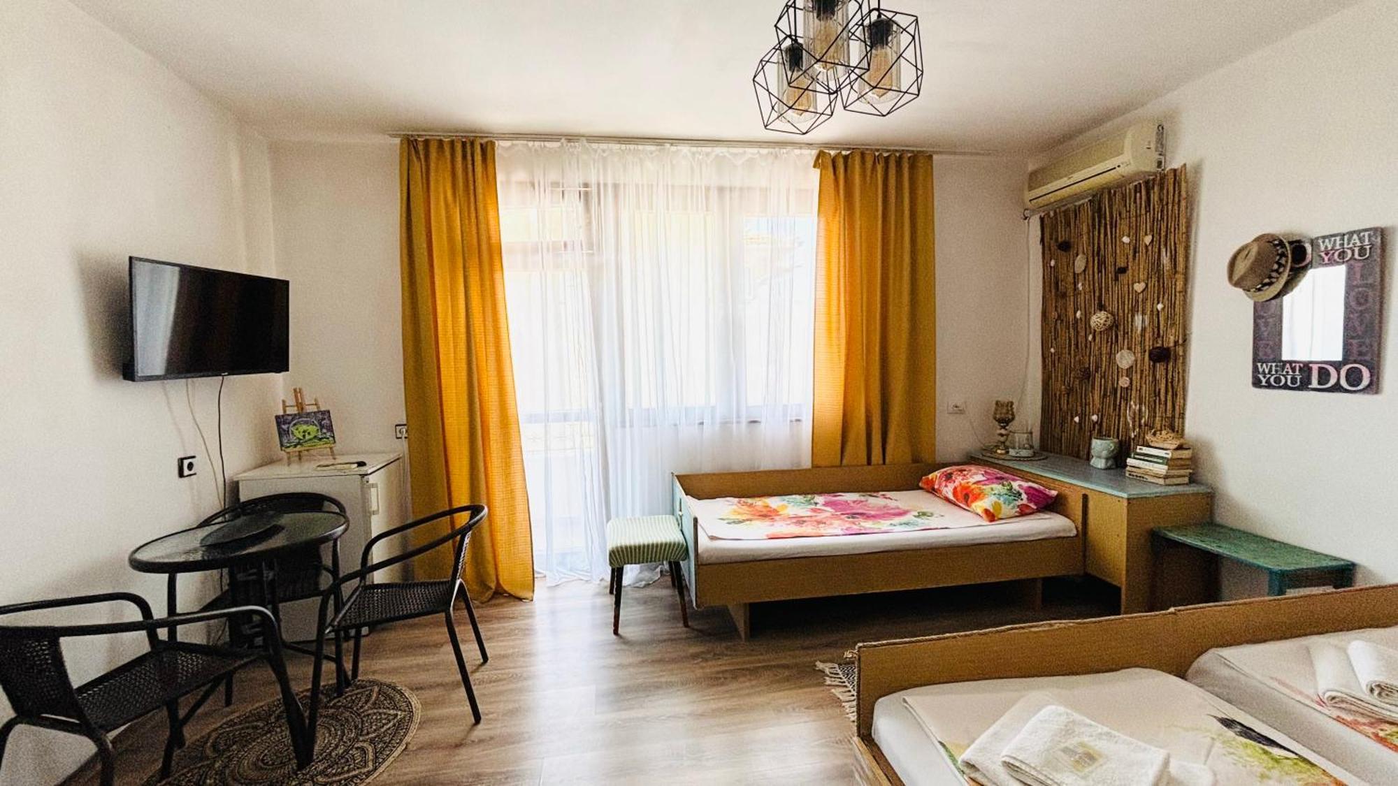 Guest House Hei Taka سوزوبول المظهر الخارجي الصورة