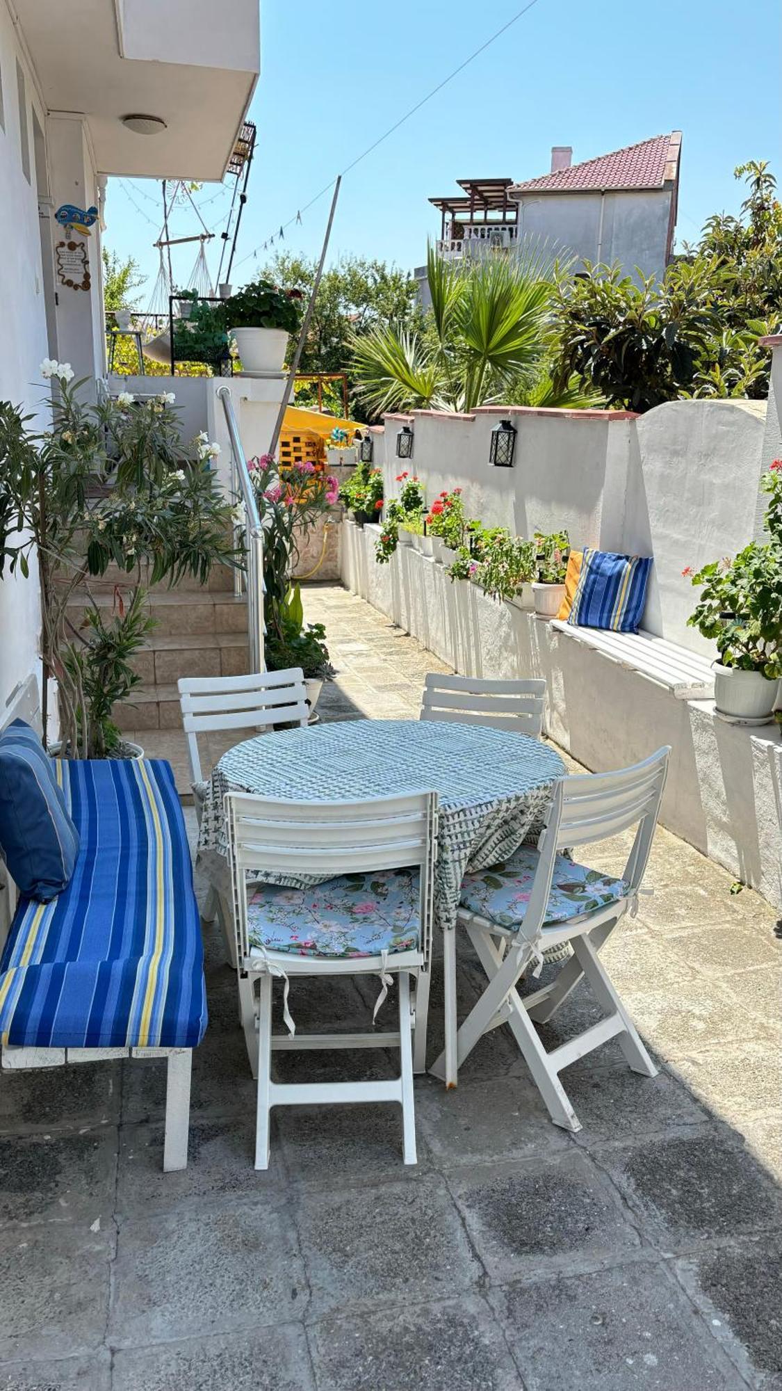 Guest House Hei Taka سوزوبول المظهر الخارجي الصورة