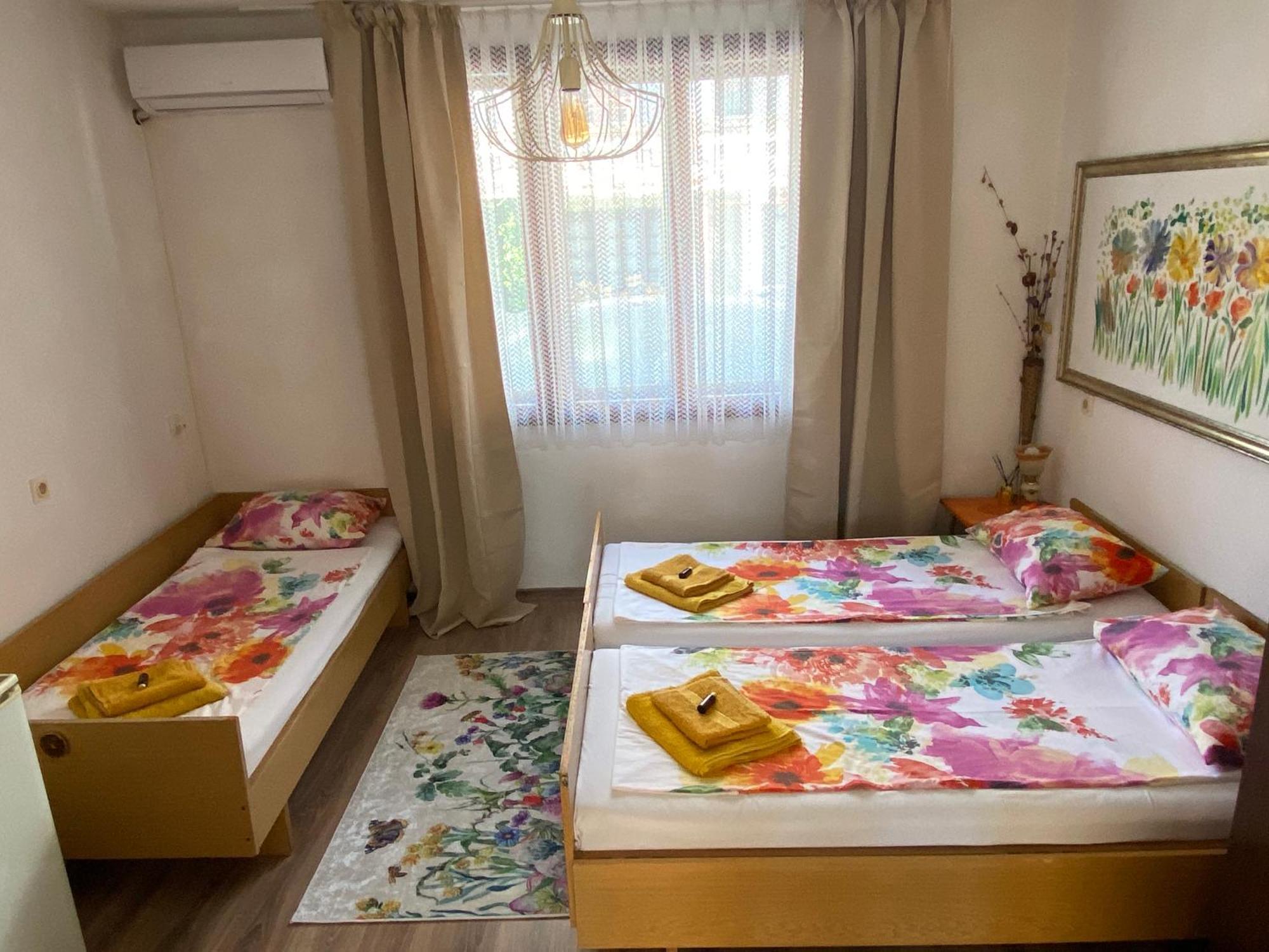 Guest House Hei Taka سوزوبول المظهر الخارجي الصورة