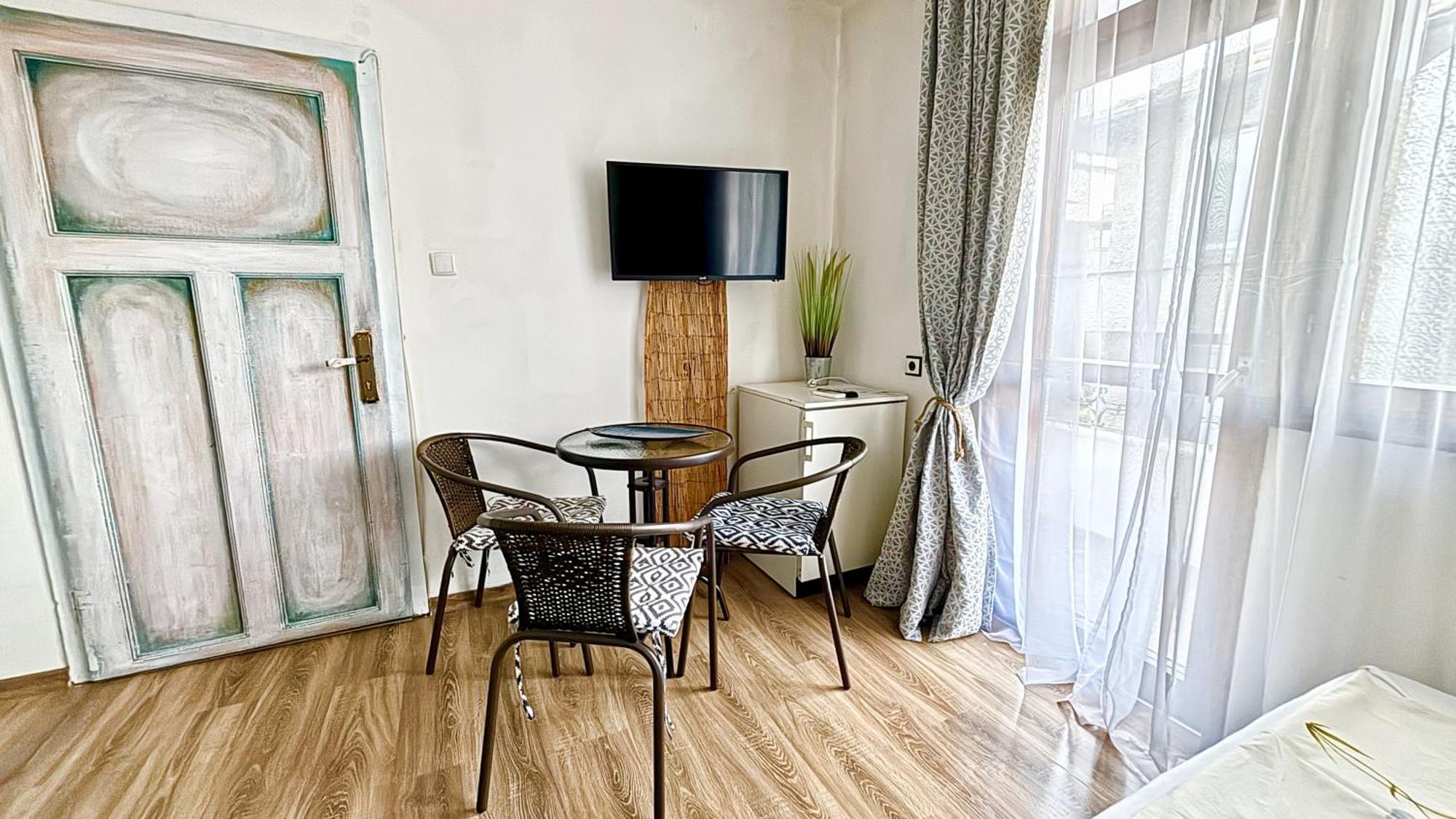 Guest House Hei Taka سوزوبول المظهر الخارجي الصورة